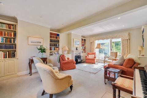 4 bedroom semi-detached house for sale, Upper Woodcote Village, West Purley