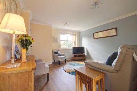 2 bedroom semi-detached house for sale, Oak Park Close, Leeds, LS16