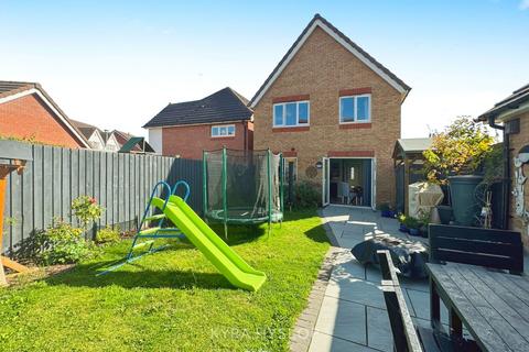 3 bedroom detached house for sale, Crackington Avenue, Exeter EX4