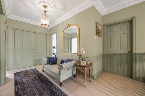 Stamford House Calcot Park, Calcot, Reading, RG31 7RN