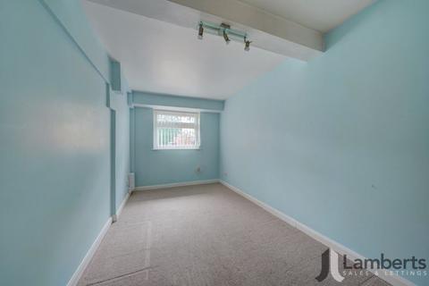 252 Birchfield Road, Redditch, B97 4LZ