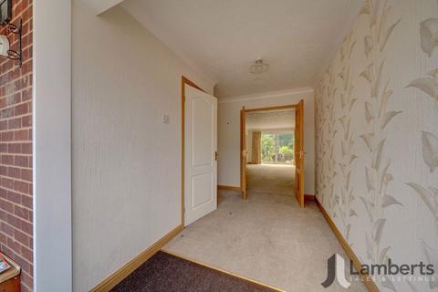 252 Birchfield Road, Redditch, B97 4LZ