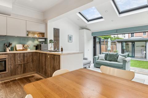 4 bedroom terraced house for sale, Mount Road, London, SW19