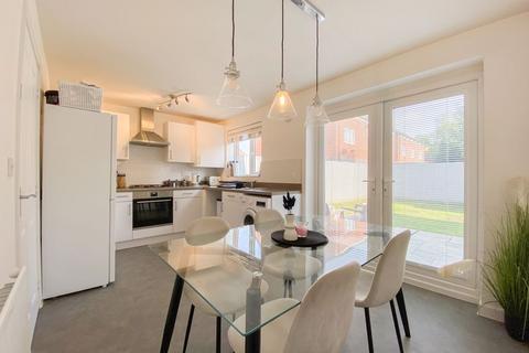 143 Goodwood Drive, Wolverhampton, WV10 6GF