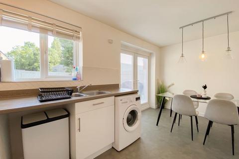 143 Goodwood Drive, Wolverhampton, WV10 6GF