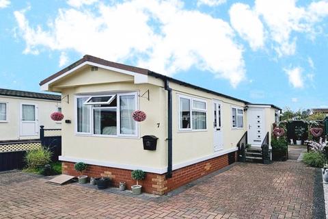 2 bedroom property for sale, Off Kings Acre Road, Hereford HR4