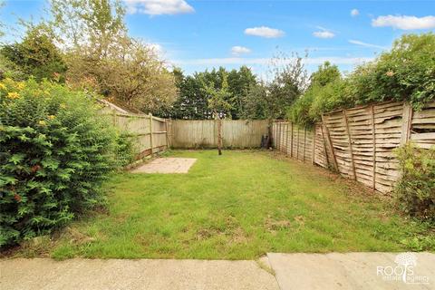 2 bedroom terraced house for sale, Derwent Road, Berkshire RG19