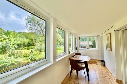 65 Gwindra Road, St Stephen, St Austell, PL26 7LB
