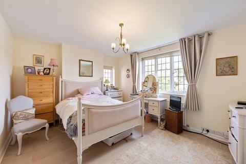 4 bedroom semi-detached house for sale, Gurney Drive, Hampstead Garden Suburb, N2