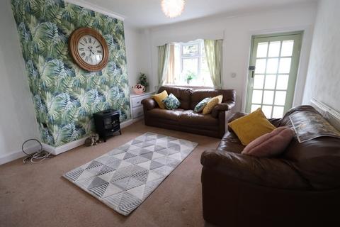 2 bedroom cottage to rent, 20 Daisy Bank, Hyde, SK14 5DP