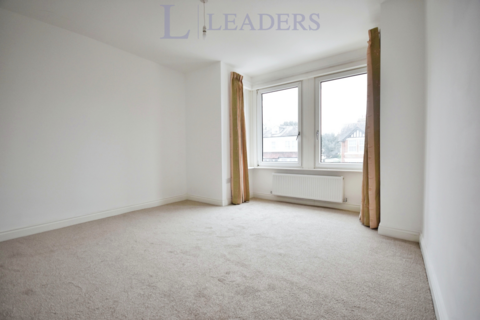 4 bedroom end of terrace house to rent, Wellesley Road, Close to Station