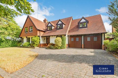 5 bedroom detached house to rent, Bourne End Road, Northwood, Middlesex, HA6 3BS