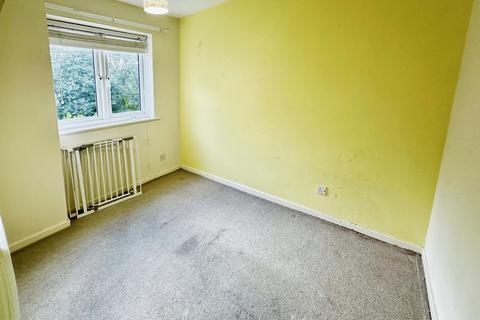 2 bedroom end of terrace house to rent, Hempole Lane DY4