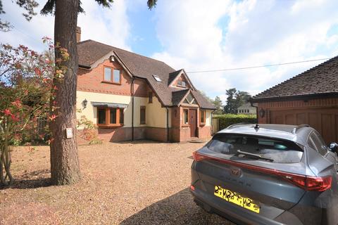 3 bedroom detached house to rent, Wexham Springs, Fulmer