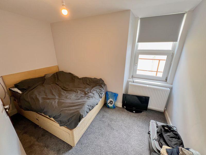 Apartment 4