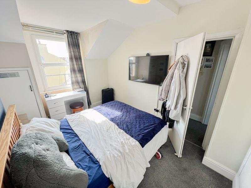 Apartment 6