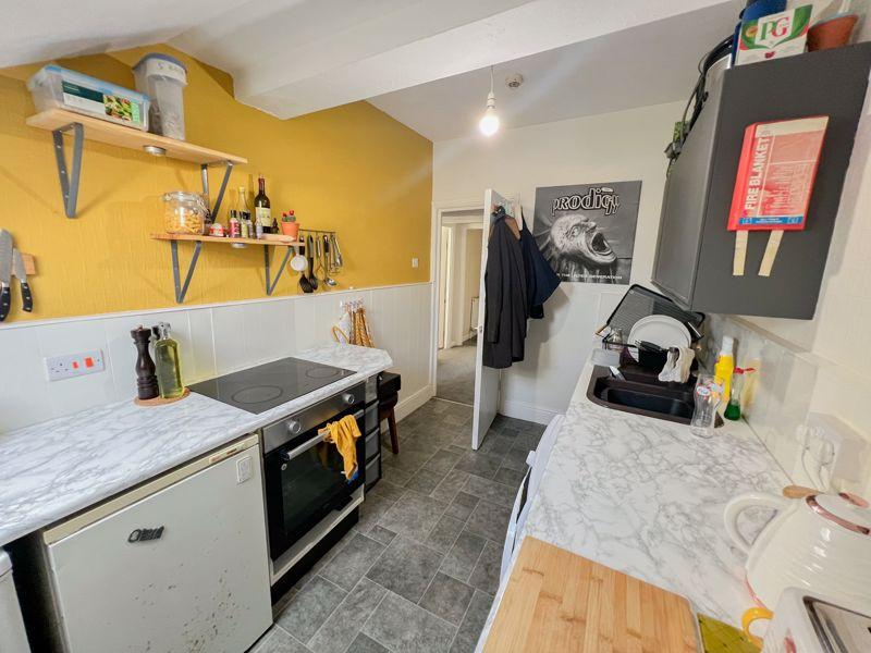 Apartment 6