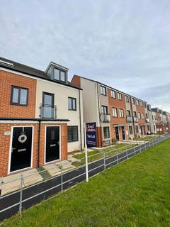 3 bedroom semi-detached house for sale, Willowbay Drive, Newcastle Upon Tyne NE13