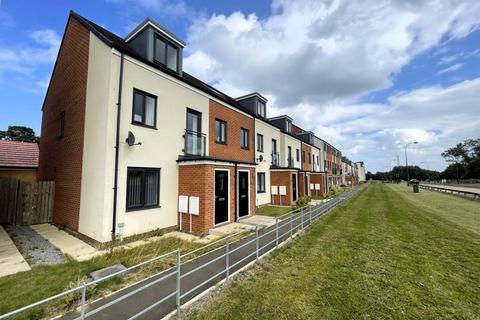 3 bedroom semi-detached house for sale, Willowbay Drive, Newcastle Upon Tyne NE13