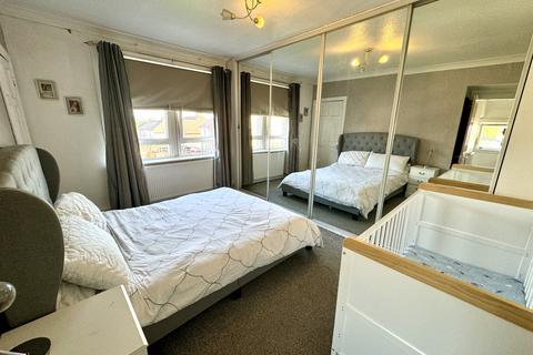 2 bedroom flat for sale, Park Street, Coatbridge ML5