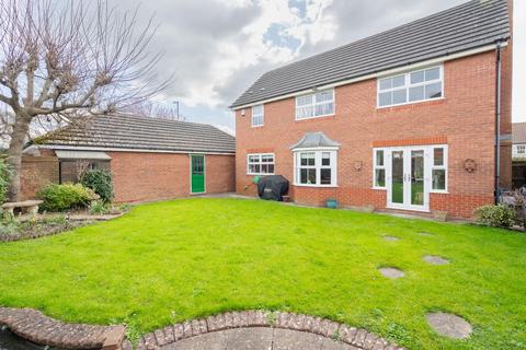 4 bedroom detached house for sale, Exceptional family residence in Yatton's North End