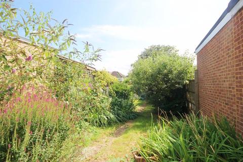 3 bedroom terraced house for sale, Millet Road, Greenford