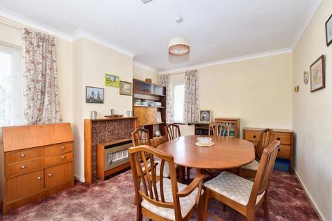 3 bedroom semi-detached house for sale, Botley Road, Chesham