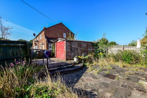 2 bedroom terraced house for sale, Botley Road, Chesham