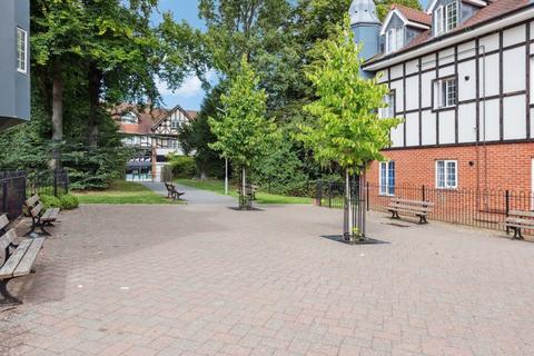 2 bedroom apartment for sale, Grange Road, Gerrards Cross SL9