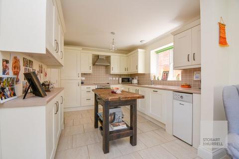 4 bedroom detached house for sale, Wilson Road, Norwich NR12