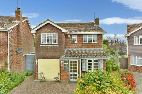 4 bedroom detached house for sale, Medlar Close, Bredgar, Sittingbourne, Kent