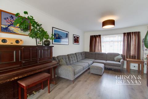 21 Belstedes, Basildon, SS15 5LJ