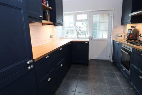 3 bedroom end of terrace house for sale, Berwick Close, Macclesfield