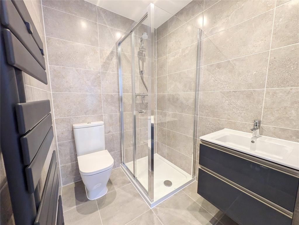 Ensuite Shower room