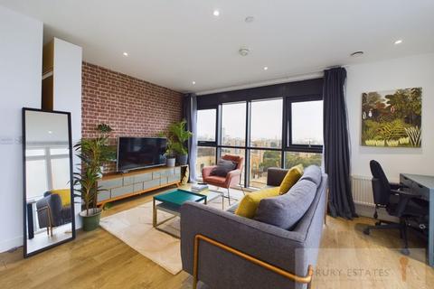 2 bedroom apartment to rent, Madeira Street, London, E14