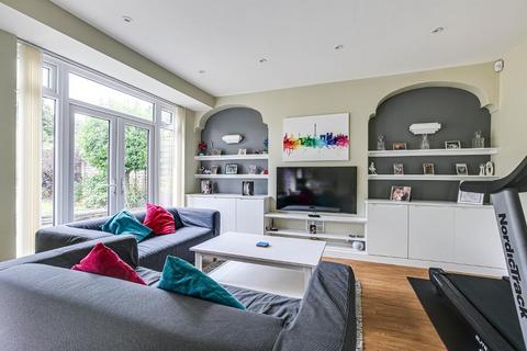 14 Sundown Avenue, South Croydon, CR2 0RP