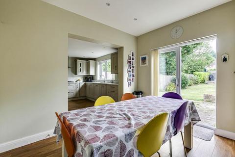 14 Sundown Avenue, South Croydon, CR2 0RP