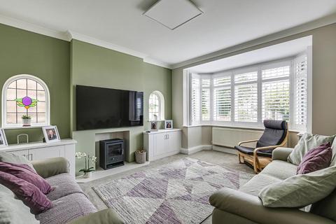 14 Sundown Avenue, South Croydon, CR2 0RP