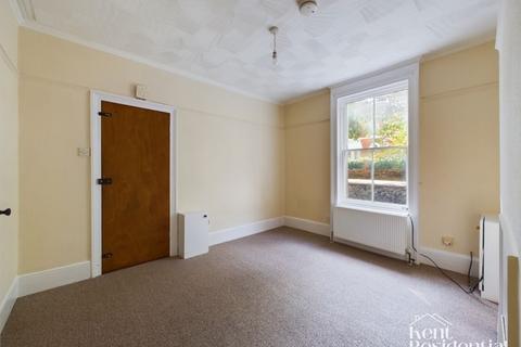 1 bedroom apartment to rent, Maidstone Road, Rochester