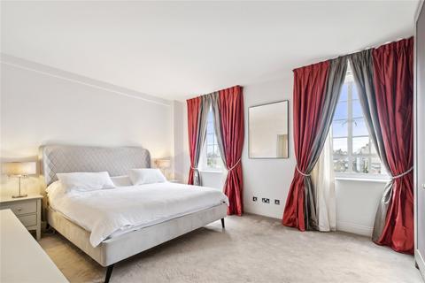 2 bedroom apartment to rent, Swan Court, London SW3