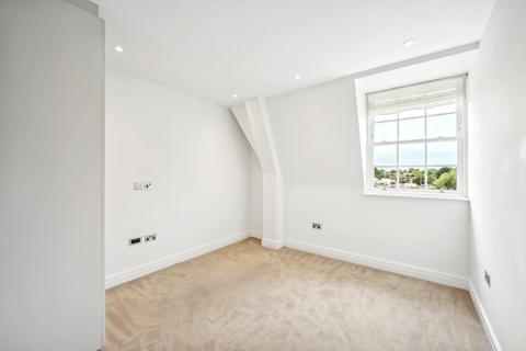 2 bedroom apartment for sale, Kew Bridge Road, Brentford TW8