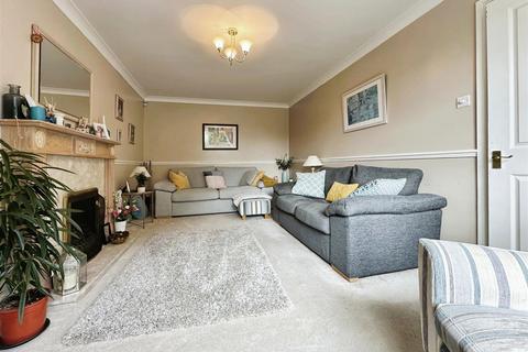 4 bedroom detached house for sale, Oak Hill, Hull HU10