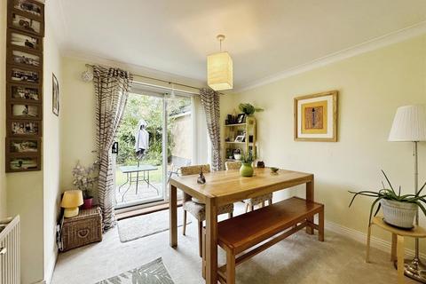 14 Oak Hill, Willerby, Hull, HU10 6DH