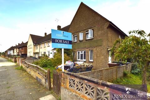 3 bedroom terraced house for sale, End of Terrace Truro road, 3 Bedroom house DA12