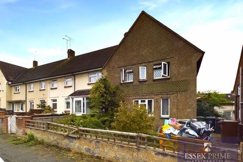 3 bedroom terraced house for sale, End of Terrace Truro road, 3 Bedroom house DA12