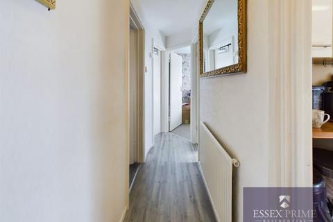 7 Ascot Close, Benfleet, SS7 3SF