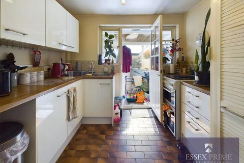 7 Ascot Close, Benfleet, SS7 3SF
