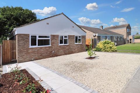 3 bedroom bungalow to rent, Somerton Road, Clevedon