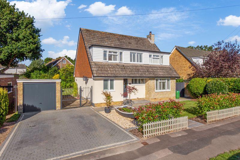 Christopher Way, Emsworth 3 bed detached house for sale £850,000
