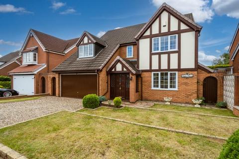 4 bedroom detached house for sale, 33 Stuarts Green, Stourbridge DY9